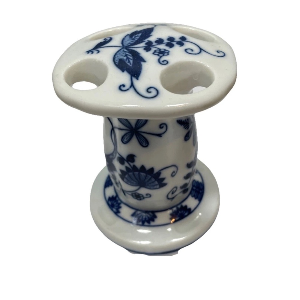 Vintage Porcelain Blue Onion Danube Tooth Brush Holder Japan - Picture 5 of 6